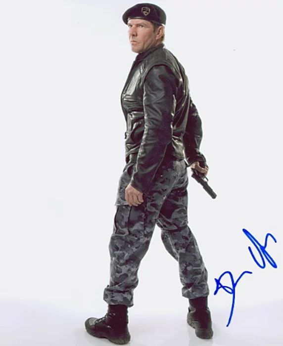 Dennis Quaid autograph