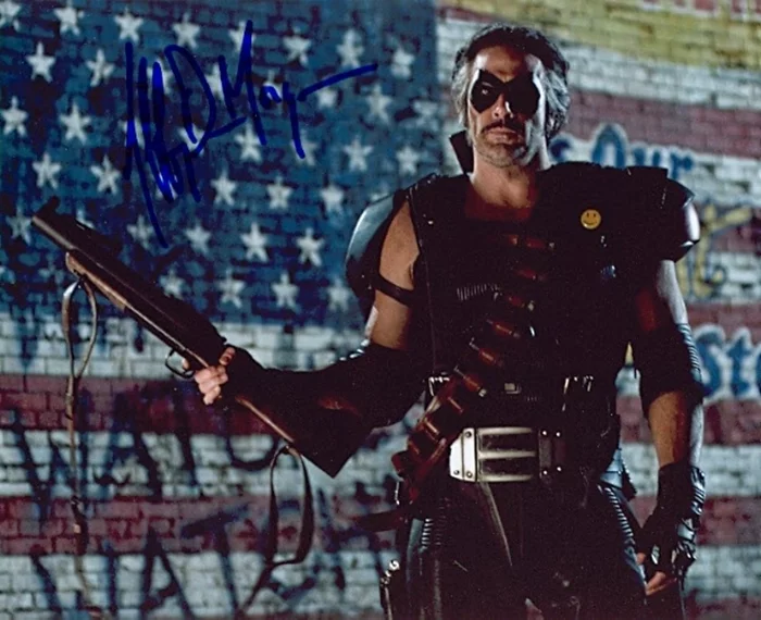 Jeffrey Dean Morgan autograph