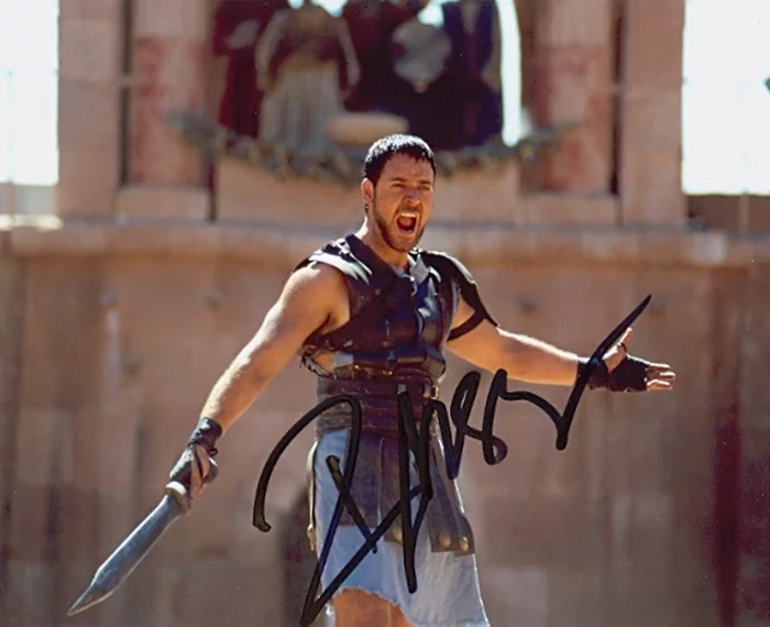 Russell Crowe autograph