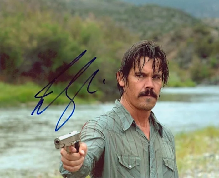 Josh Brolin autograph