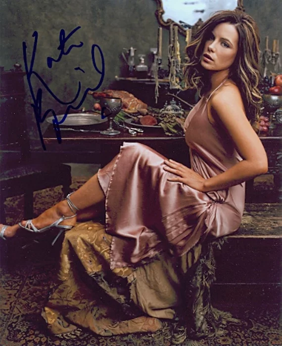 Kate Beckinsale autograph