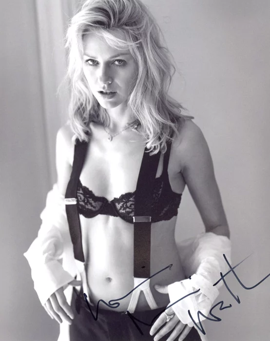 Naomi Watts autograph