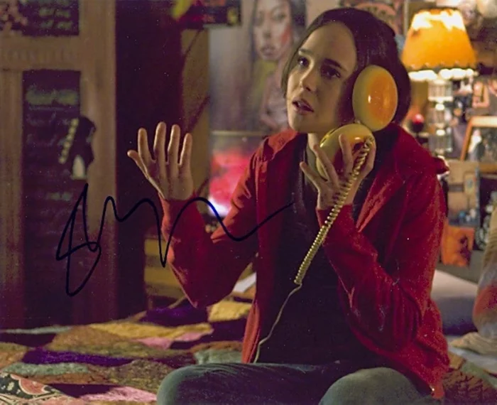 Ellen Page autograph