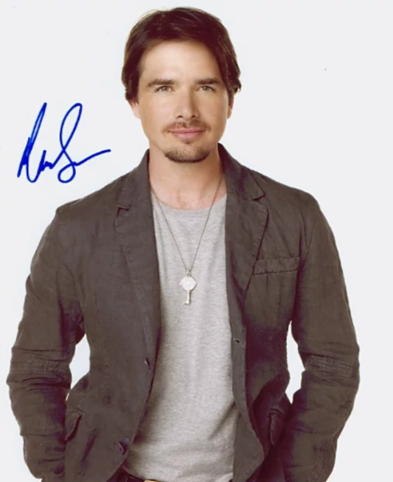 Matthew Settle autograph