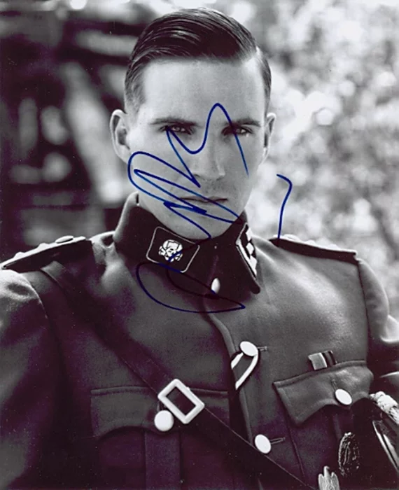 Ralph Fiennes autograph