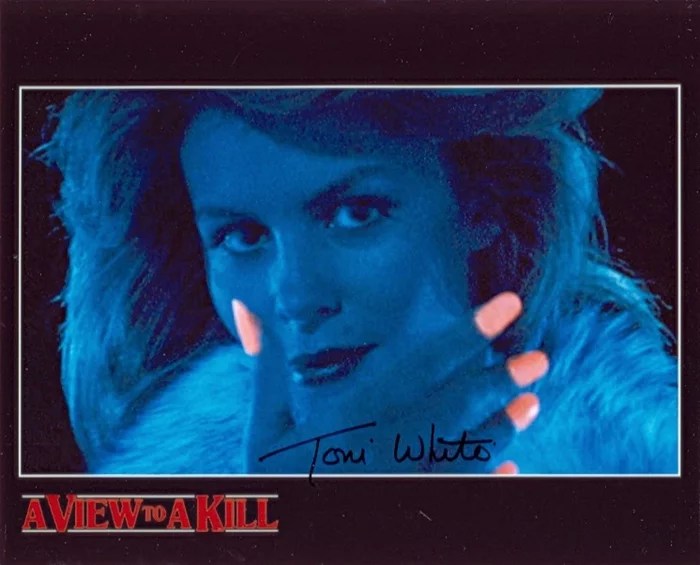 Toni White autograph