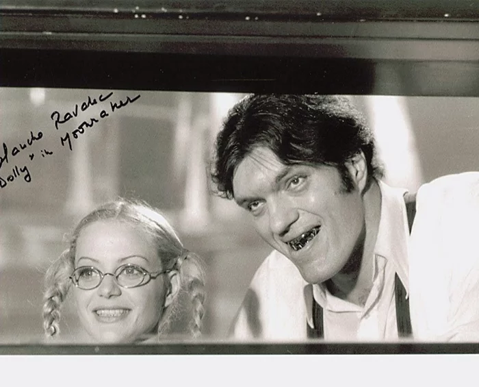 Blanche Ravalec autograph