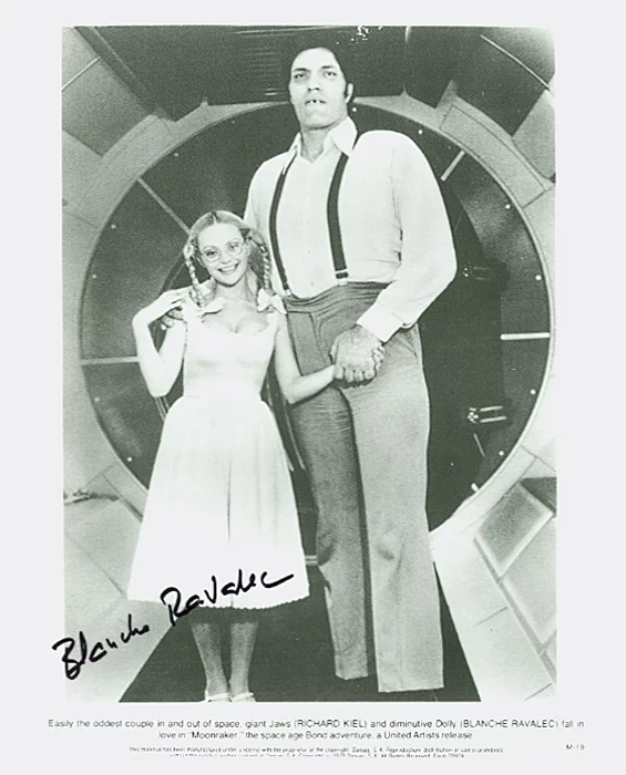 Blanche Ravalec autograph