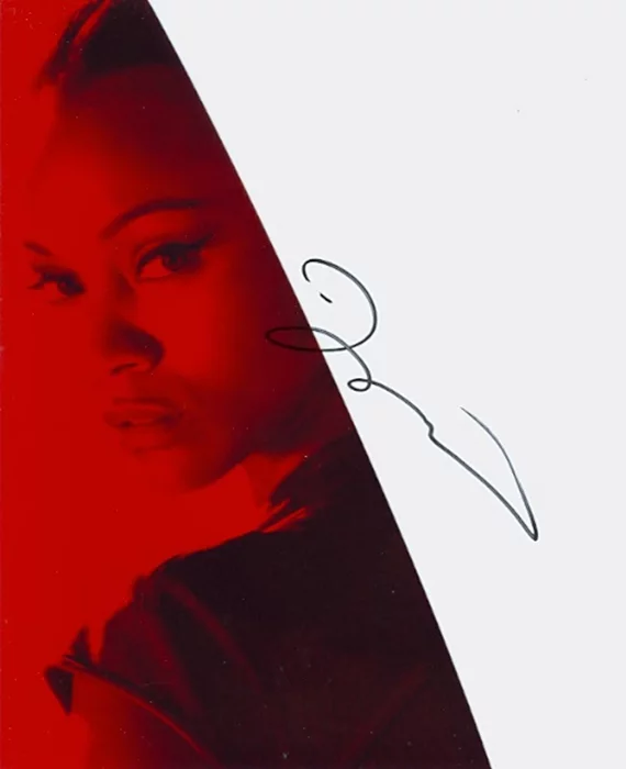 Zoe Saldana autograph