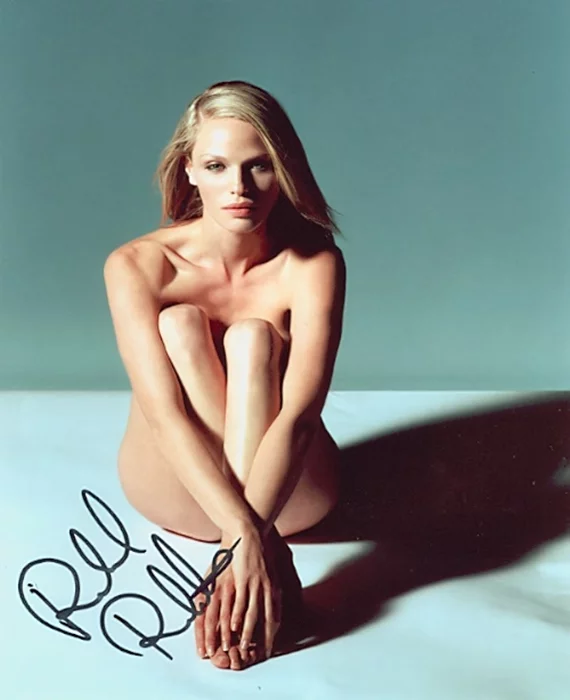 Rachel Roberts autograph