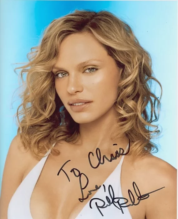 Rachel Roberts autograph