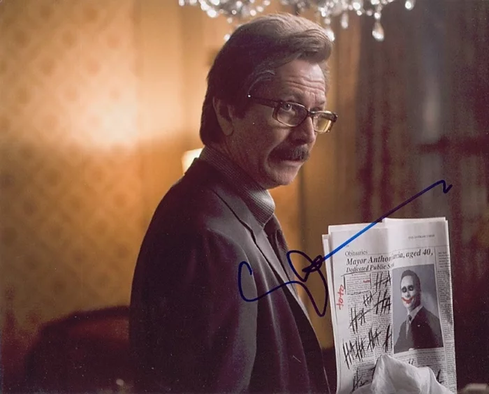 Gary Oldman autograph