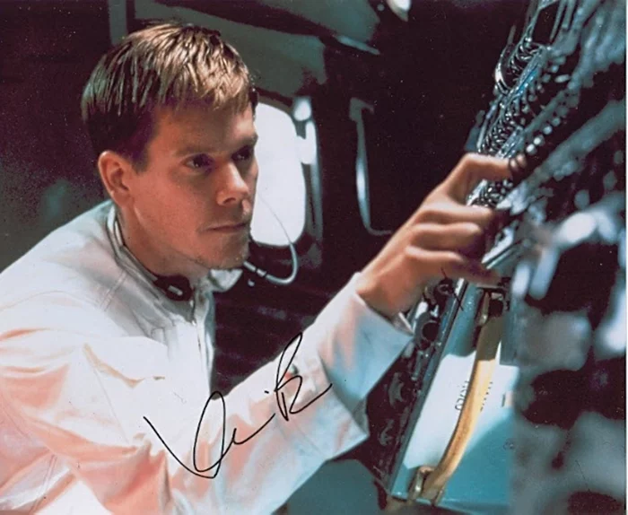 Kevin Bacon autograph