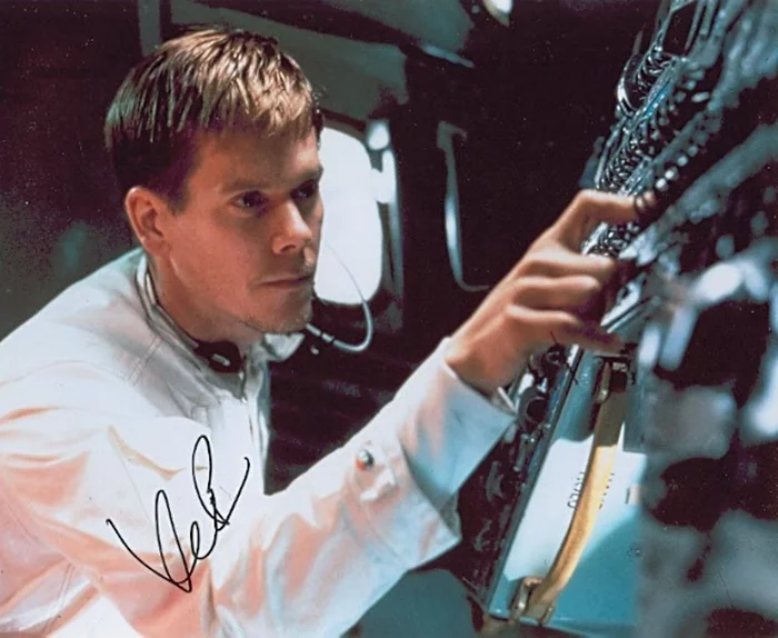 Kevin Bacon autograph