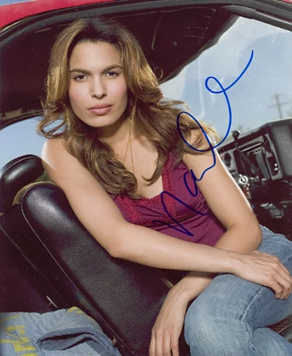 Nadine Velazquez autograph