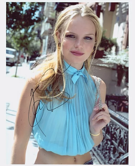 Kate Bosworth autograph