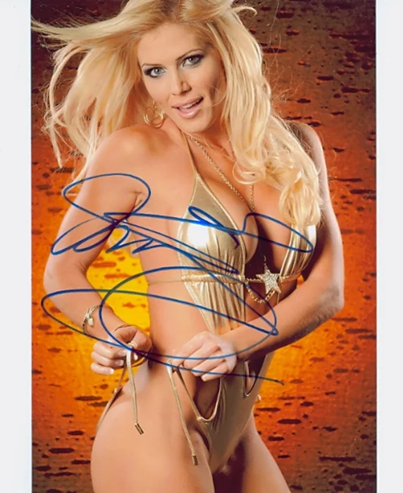 Torrie Wilson autograph