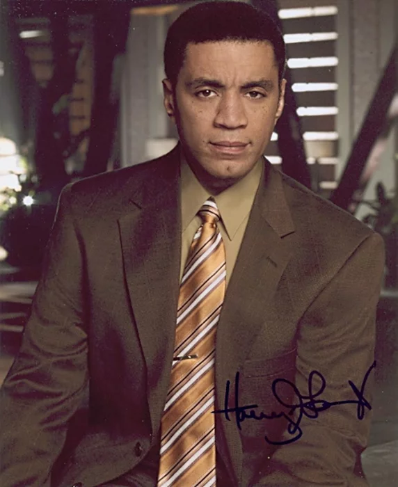 Harry Lennix autograph