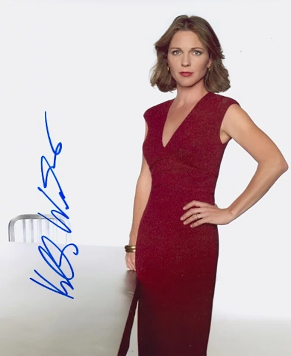 Kelli Williams autograph