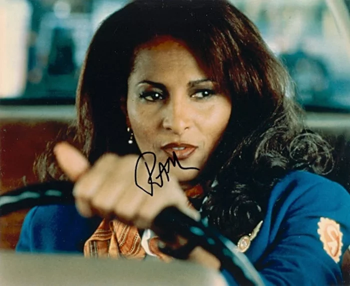 Pam Grier autograph