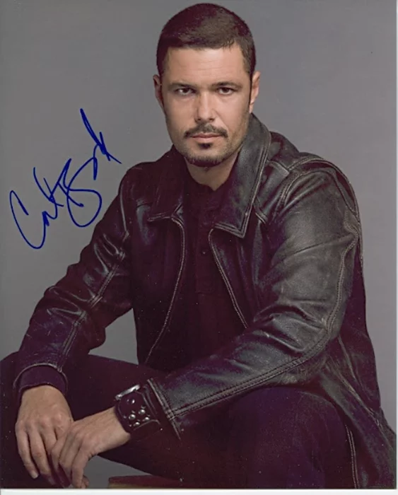 Carlos Bernard autograph