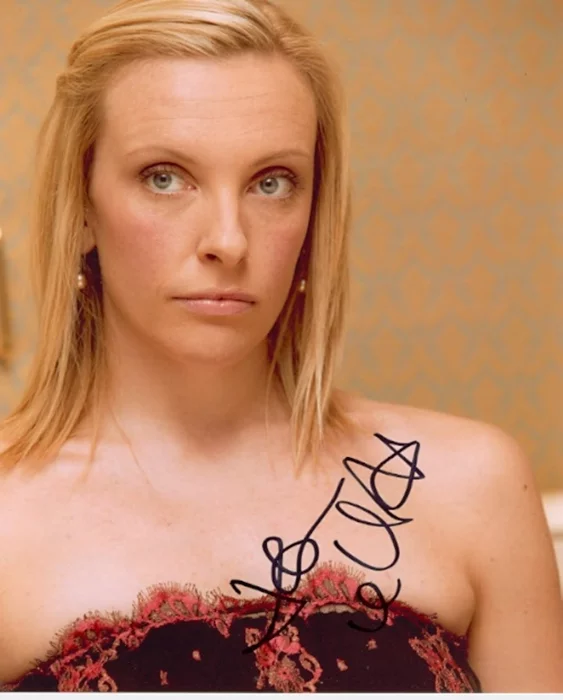 Toni Collette autograph