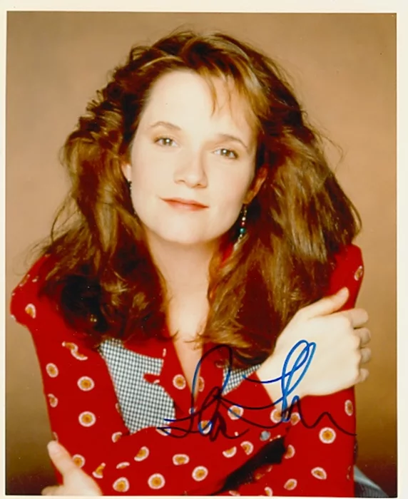 Lea Thompson autograph