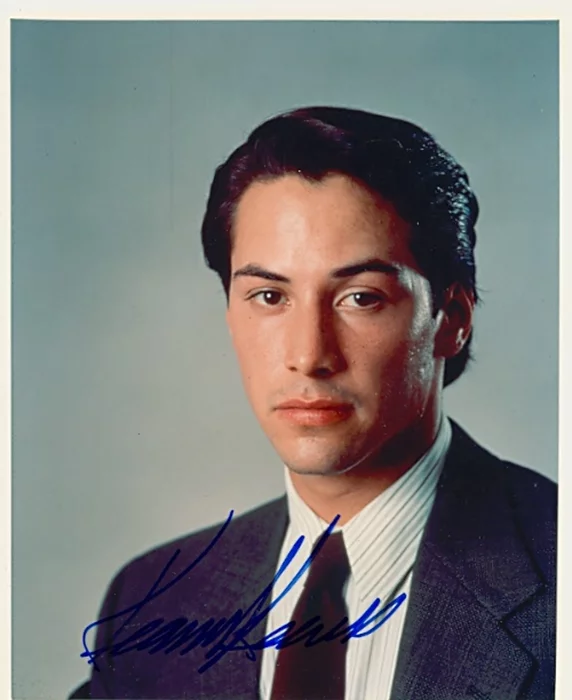 Keanu Reeves autograph