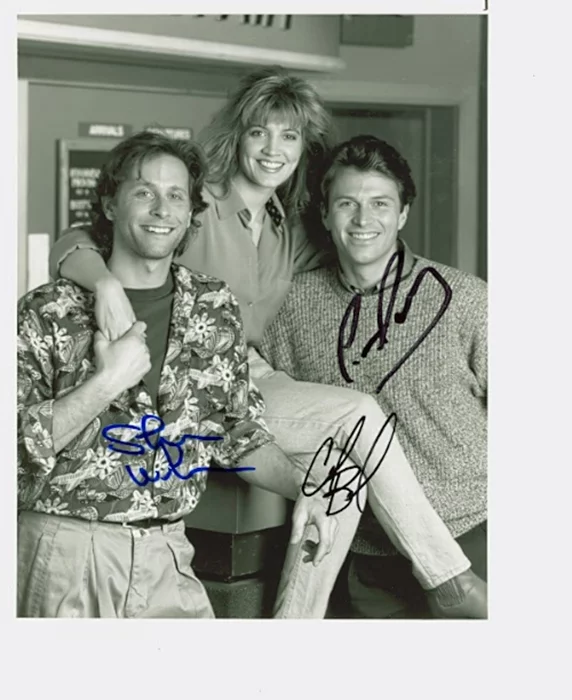 Wings autograph