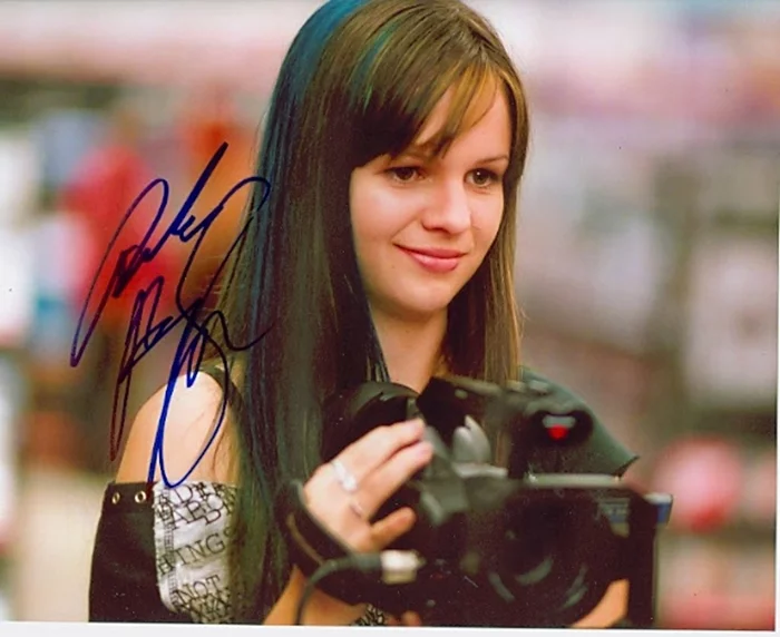 Amber Tamblyn autograph