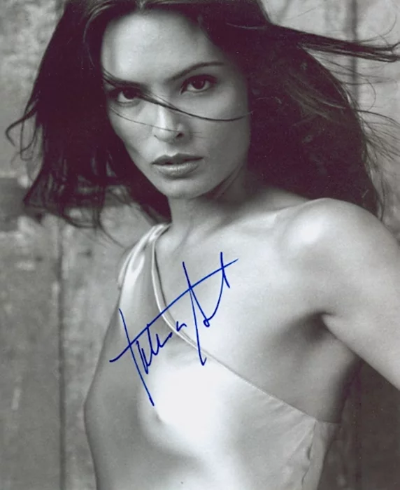Talisa Soto autograph