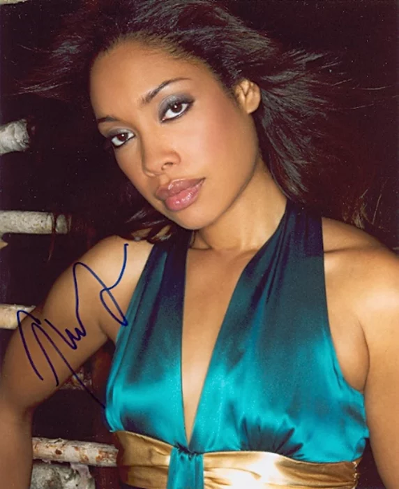Gina Torres autograph