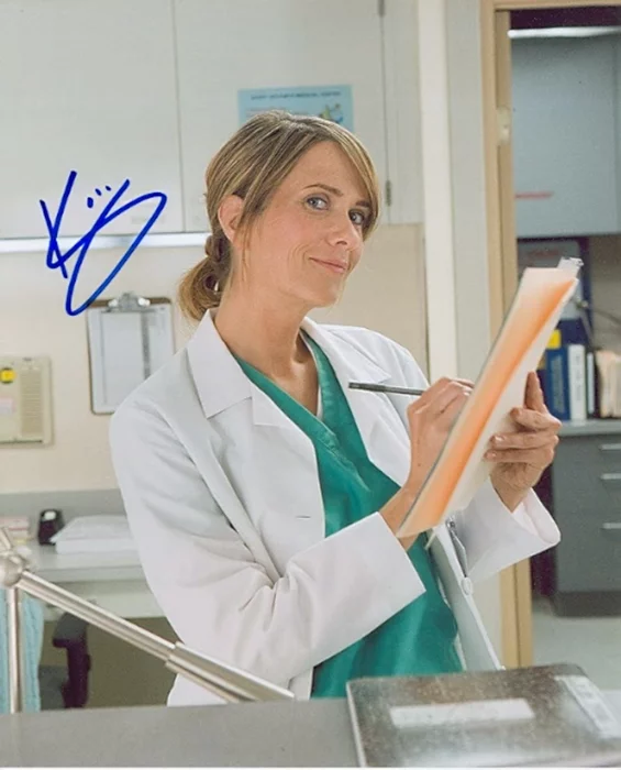 Kristen Wiig autograph