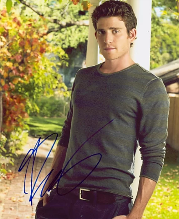 Bryan Greenberg autograph