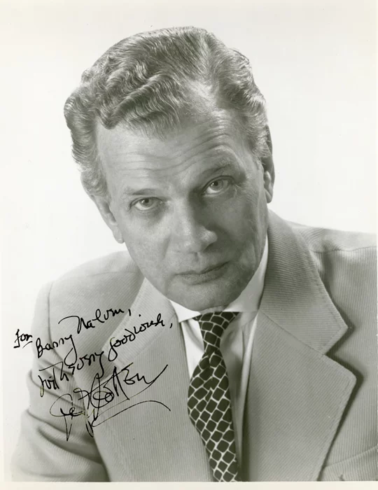 Joseph Cotton autograph