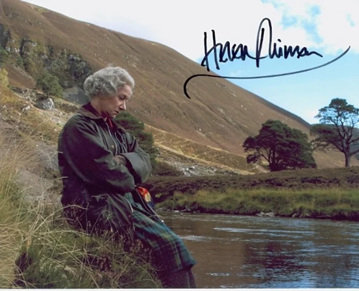 Helen Mirren autograph