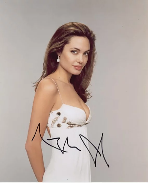 Angelina Jolie autograph