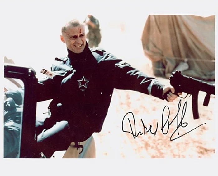 Robert Carlyle autograph