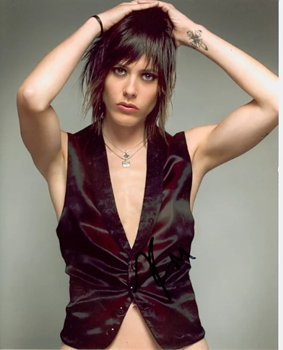 Katherine Moennig autograph