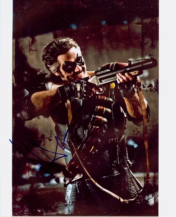 Jeffrey Dean Morgan autograph