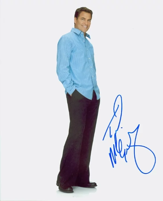 Ted McGinley autograph