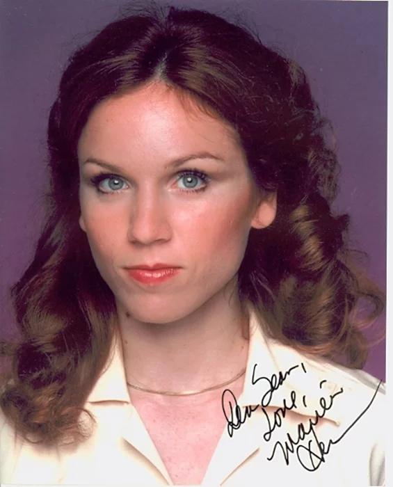 Marilu Henner autograph