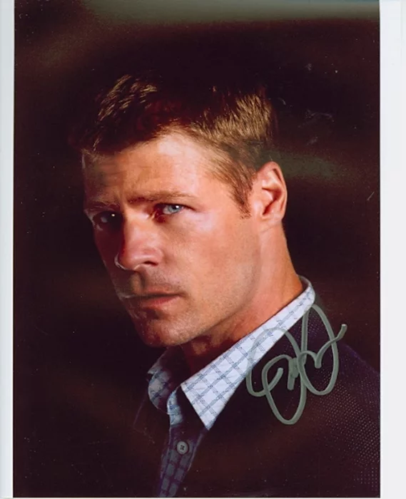 Joel Gretsch autograph