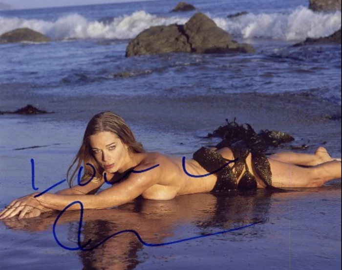 Jennifer Gareis autograph