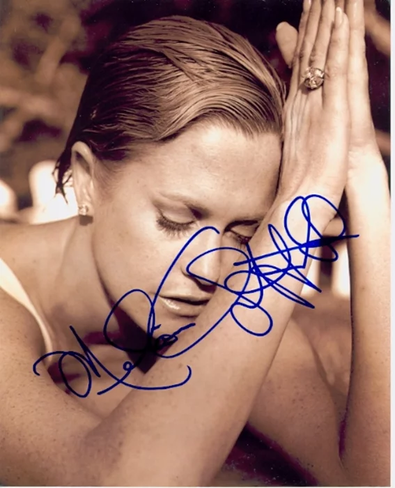 Melanie Griffith autograph