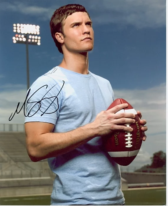 Scott Porter autograph