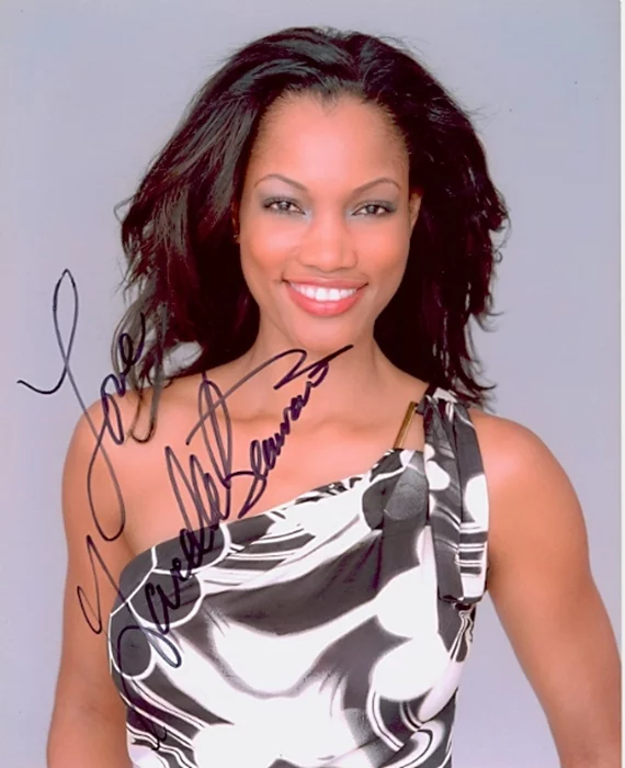 Garcelle Beauvais autograph