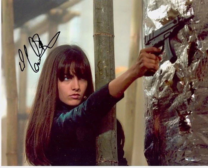 Camilla Belle autograph