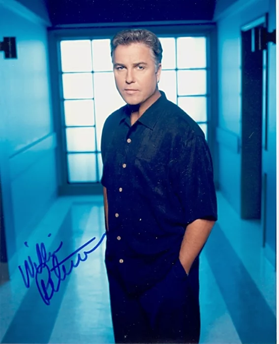 William Petersen autograph