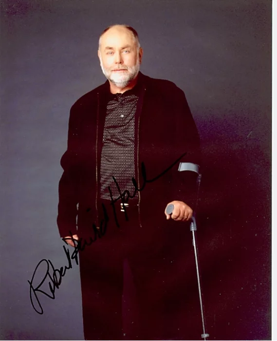 Robert David Hall autograph